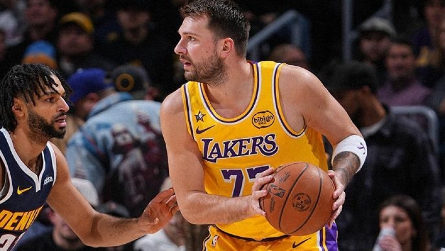 东契奇38+13+10力压穆雷，詹皇准三双艾顿伤退，湖人16分逆转掘金