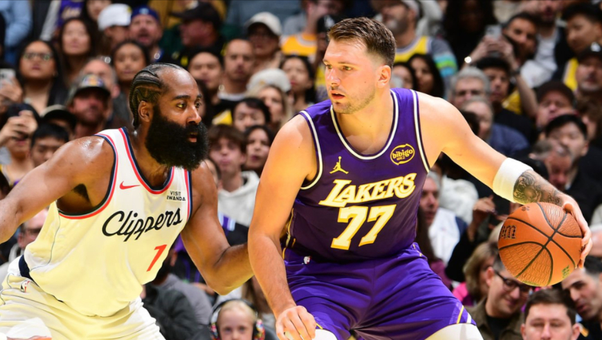 卢卡打疯了！东契奇首节轰24分5三分3助攻 洛城德比成飙分大战