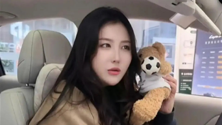 湘超夺冠即送车！美女老板翻脸+清空社媒疑退网，永州球员：不厚道