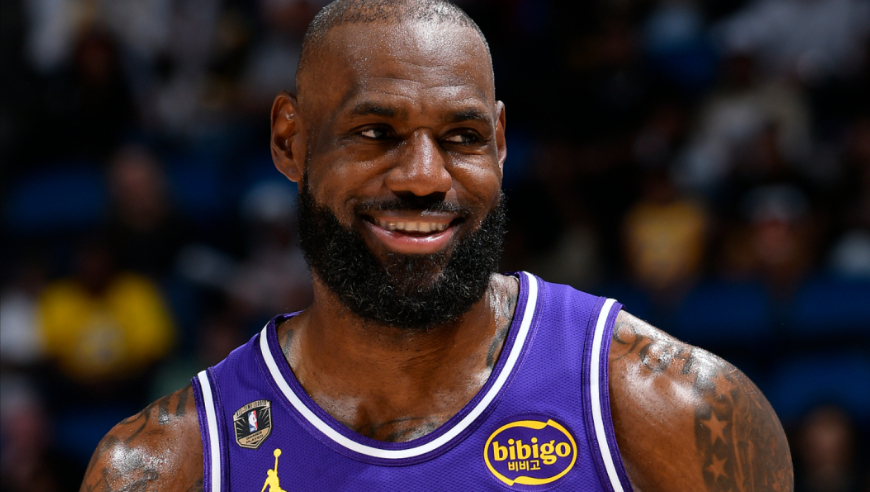 Top时刻｜22日十佳球：詹姆斯霸王劈扣 阿门飞身极限补篮绝杀