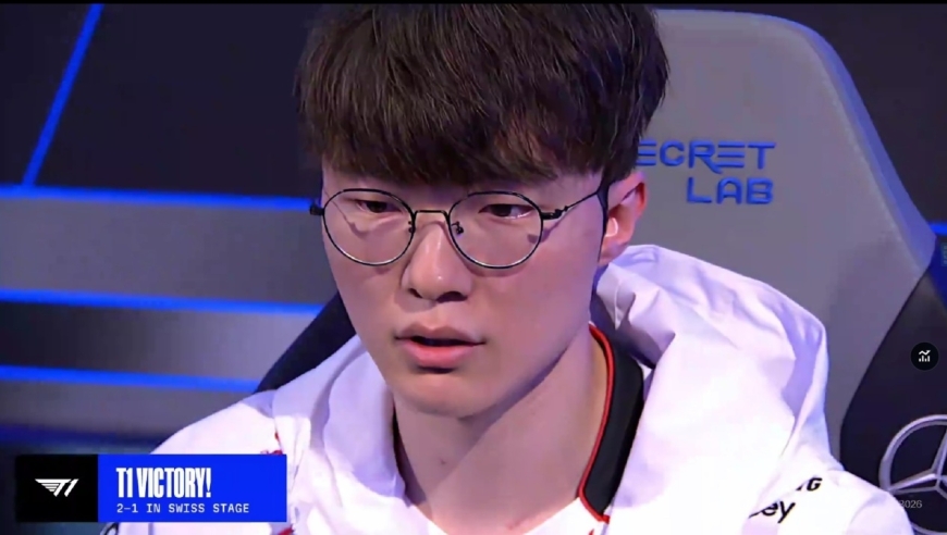 Faker成为搞笑中单，遭到五次单杀，法师忘出女神泪，照样进入决赛