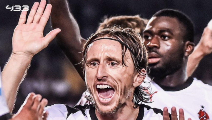 不老金球！40岁魔笛轰出争冠级绝杀，米兰续命！