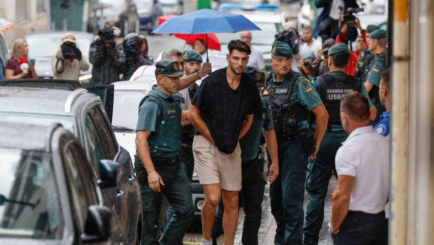 西甲球星涉性侵被检方要求刑10年半，准备直接退役踩缝纫机了？