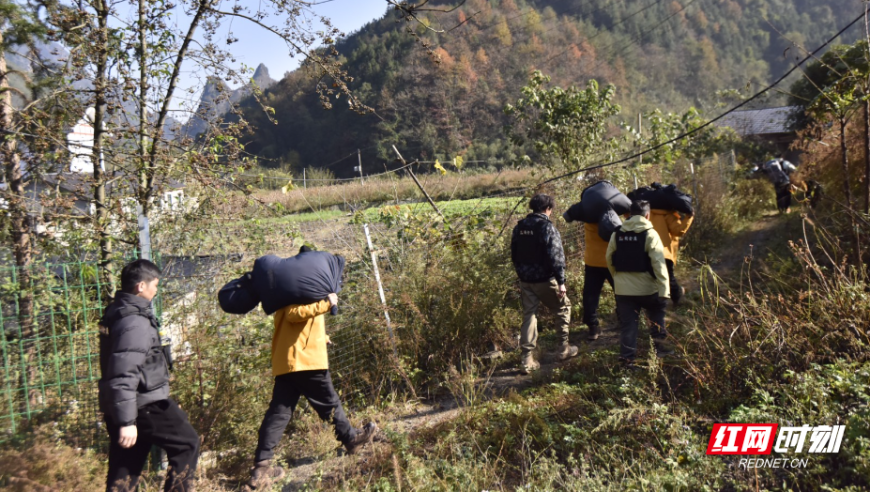 终极荒野对决！张家界七星山荒野求生决赛打响 13位硬核选手角逐巅峰荣誉