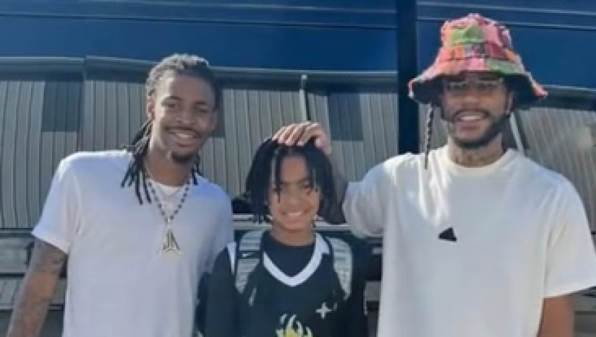 罗斯球衣退役告别赛场，他的儿子能继承他的衣钵打进NBA嘛？