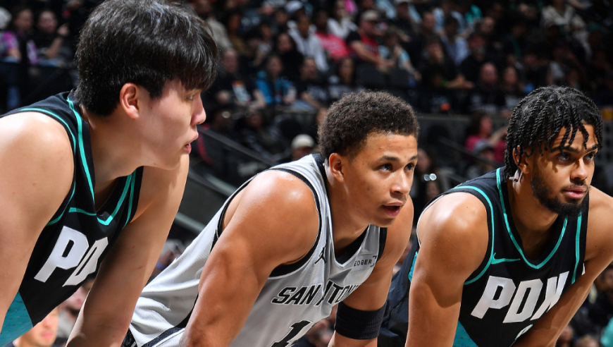 杨瀚森vs马刺集锦：2分2篮板2盖帽1助攻填满数据+防守护筐发挥作用