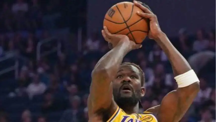 吃饼吃到吐！艾顿性价比超浓眉哥 湖人四巨头冲冠