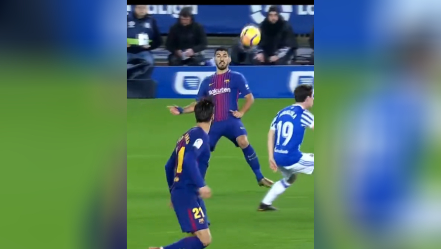 体坛记忆｜曾经的世界第一中锋，盘点苏亚雷斯的八大无解进球！