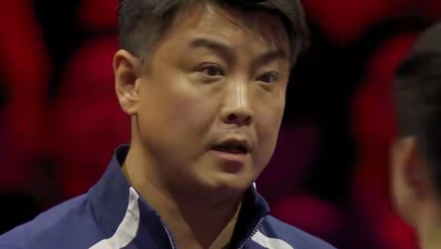 一场2-4出局！球迷担心一幕发生了，王皓脸色铁青！王楚钦有压力