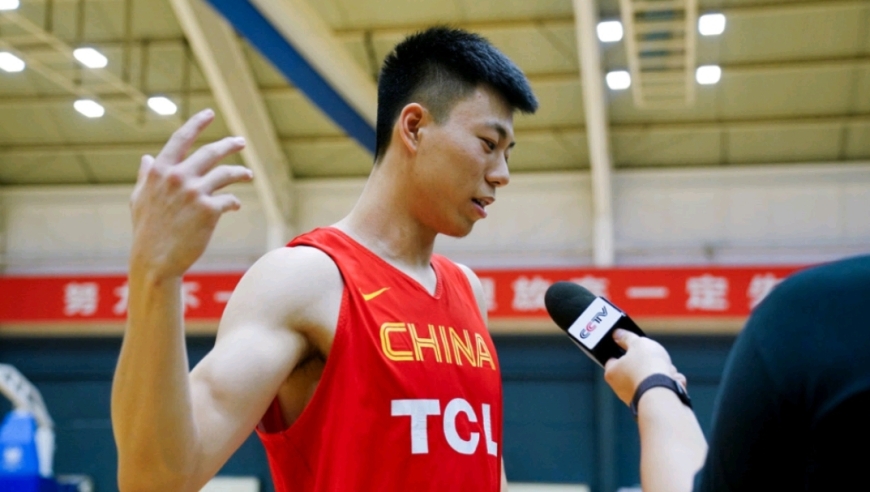 明明是中国男篮的锋线希望，张镇麟为何总是得不到人们善待？