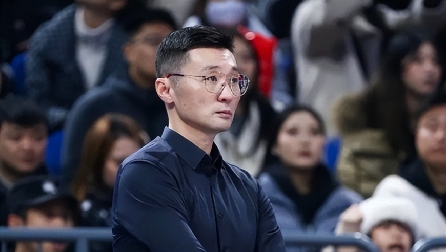 CBA消息：刘炜正式下课，辽宁男篮敲定新外援，首钢新外援浮现