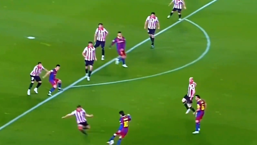 体坛记忆｜梅西十大降维式进球，最佳中的最佳