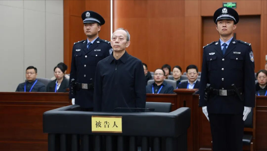 内斗高手威震体坛，在位大搞钱权色交易！苟仲文落马直至奥运备战