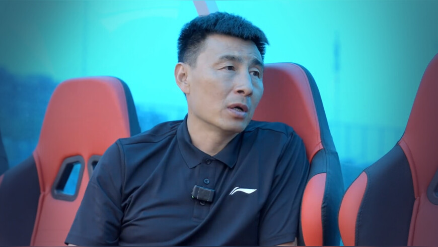 李玮锋谈中国球员不愿出国的原因：国外2000欧都赚不上，但在国内能赚10万、20万每个月