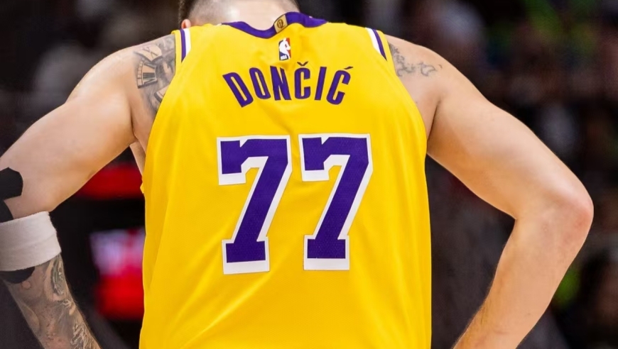 湖人三连败！东契奇42+7+8，输球谁担责？威少蒙克不手软