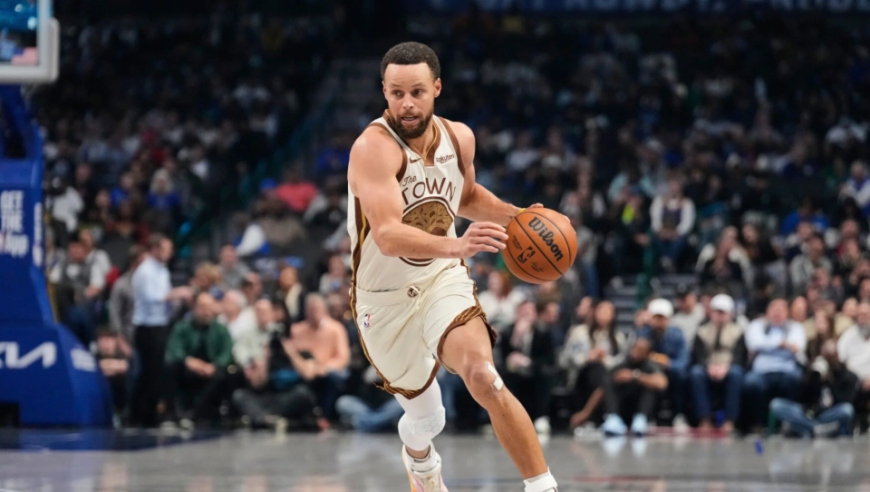 库里空砍38+8三分！正负值-24提前沮丧投降 末节12分难阻勇士崩盘