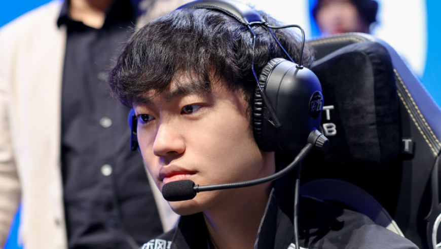 TES官宣369成功续约，knight却在评论区里嘲讽，369只回复了一个字