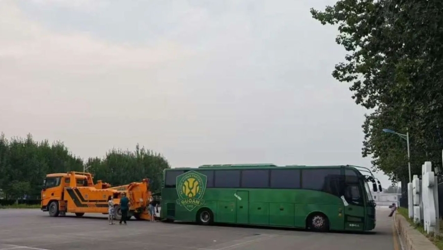 曝国安大巴车被贴封条拖走，俱乐部2次被列入被执行人 王大雷嘲讽