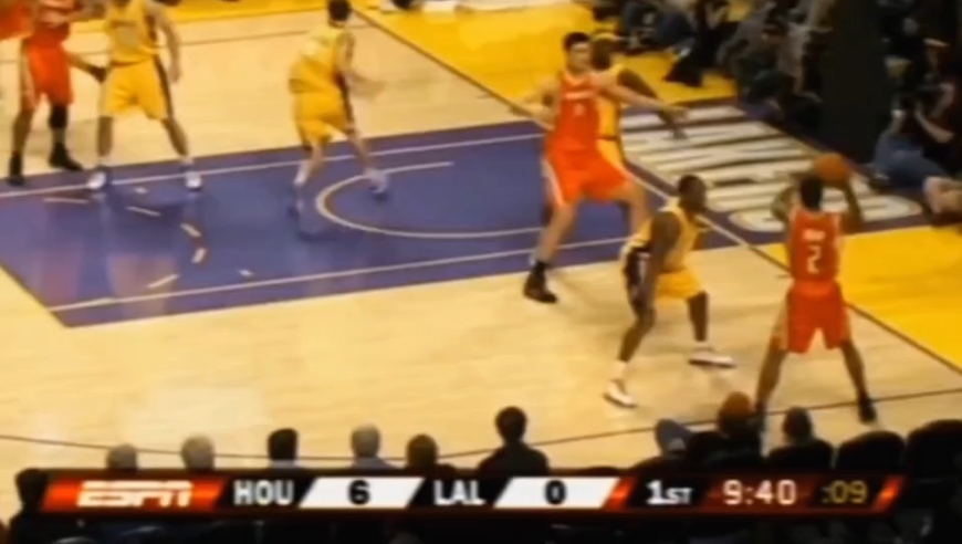 姚明面对湖人拿下35分经典回顾