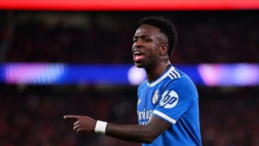 剧情拉满！维尼修斯世界波制胜穆帅染红，皇马1-0本菲卡