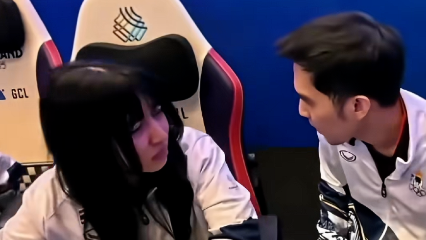 史上最离谱作弊？有人在国际赛现场开投屏代打，被当场抓包