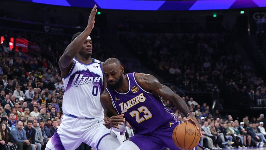 【球星】詹姆斯vs爵士集锦 全场28+7+10用单臂重扣与岁月竞争