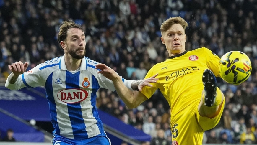 随着西班牙人爆冷0-2，西甲最新积分榜出炉