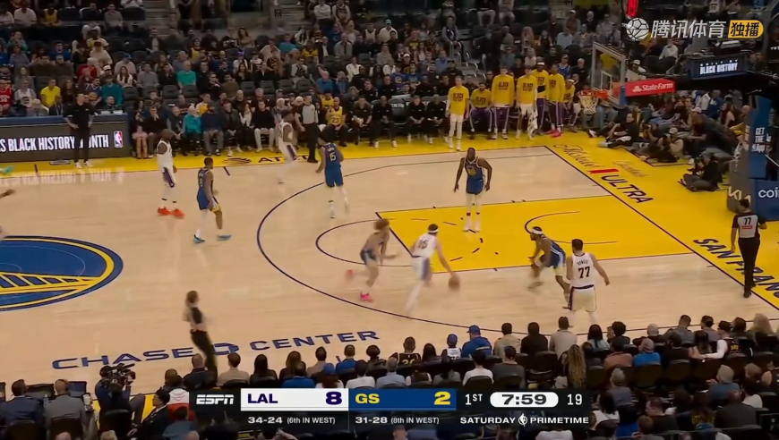 手感奇差！勇士空篮不进+离谱三不沾被轰10-0 解说直呼快退役吧