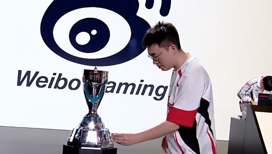 AL被淘汰，WBG晋级败决，香克斯大招拦自家先锋，全是失误