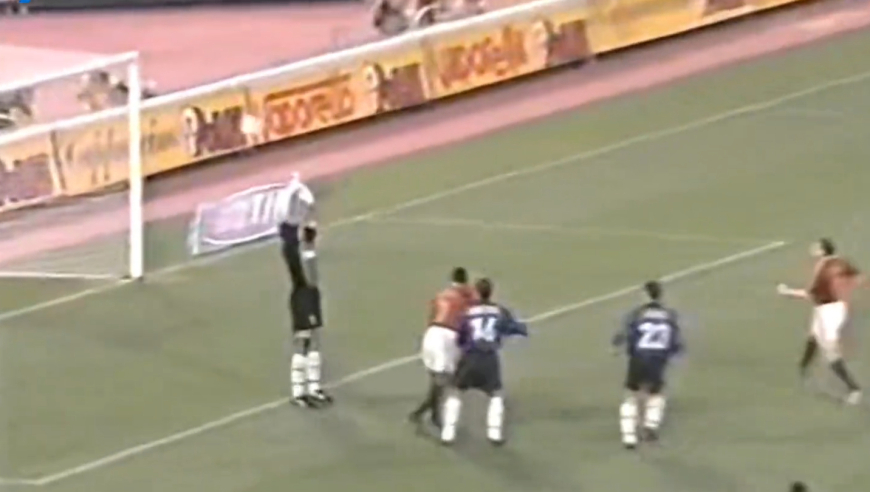 体坛记忆｜一场比赛九个进球，大罗梅开二度，巴乔两度助攻