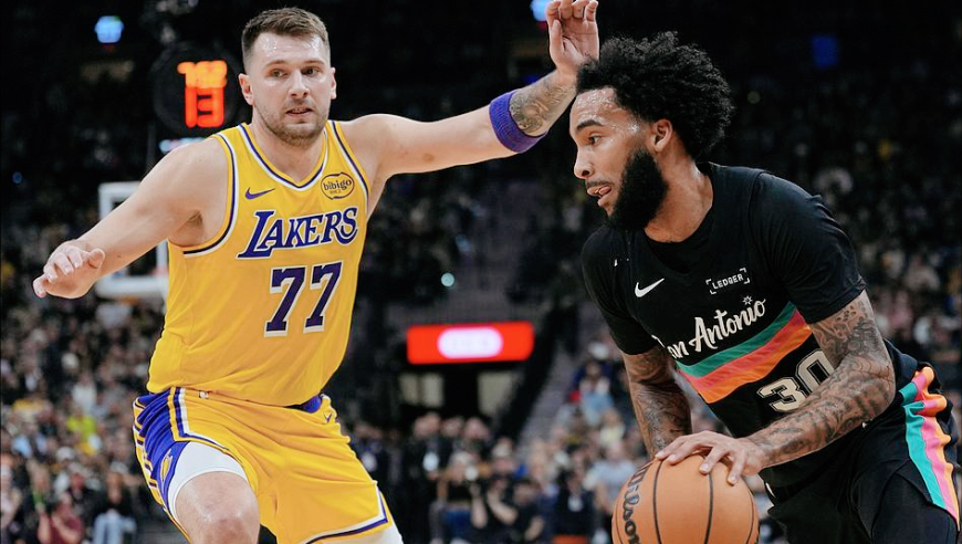 38分三双难救主！东契奇单核的困境，藏着攻强守弱大核的建队死结