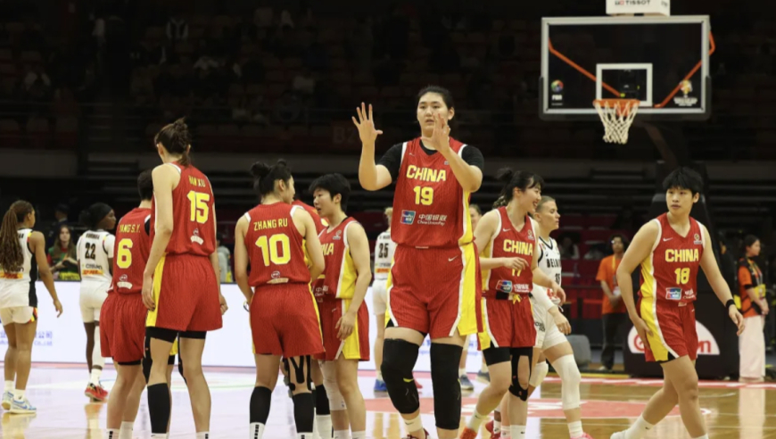 女篮不敌欧洲冠军3大差距明显 张子宇18分钟轰20+11成唯一亮点丨篮不住嘴