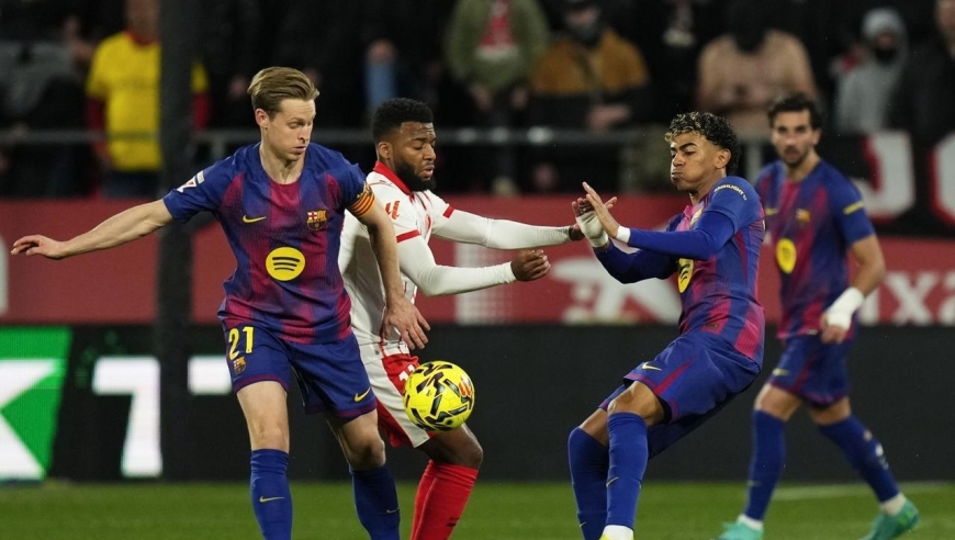 随着赫罗纳2-1爆大冷门，西甲最新积分榜出炉：巴萨正式丢榜首