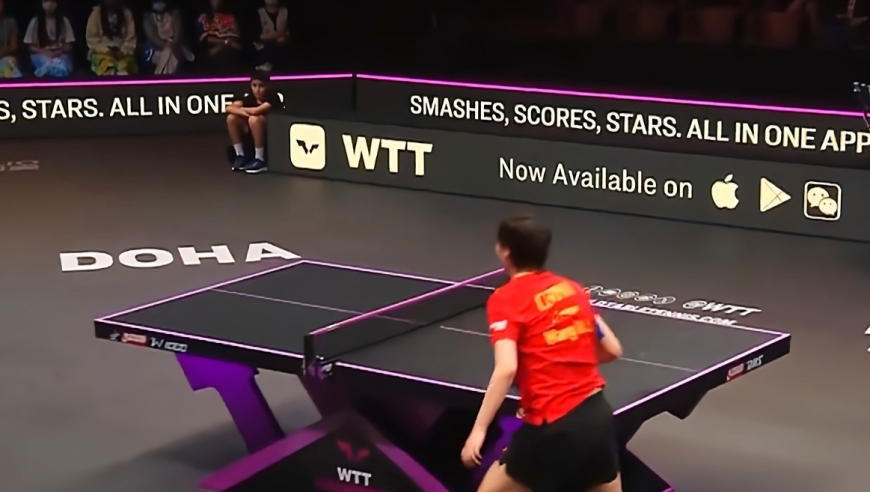 大冷门！王曼昱3-4不敌韩莹，中国女单仅剩2将，没孙颖莎真不行！