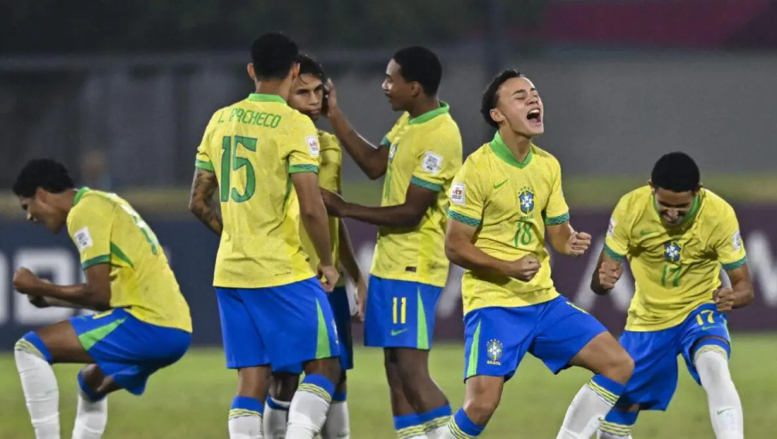 两重天！回看U17世界杯巴西95分钟读秒绝杀，摩洛哥球员痛哭不止