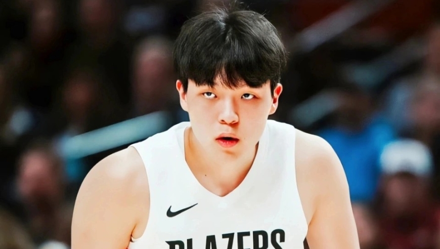 开拓者117-101大胜老鹰，杨瀚森坐冷板凳，成第4中锋，被里斯强压一头！