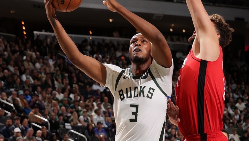 火箭逆转雄鹿！37岁杜兰特当10年第一人 带6人上双死磕巅峰字母