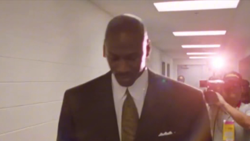 两岁摸电线、四岁砍脚趾&hellip;篮球之神乔丹的童年有多&ldquo;野&rdquo;？｜篮球之神