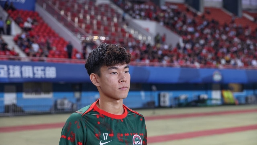 唏嘘！他曾是中国男足留洋新星，被视为武磊接班人，如今踢不上球