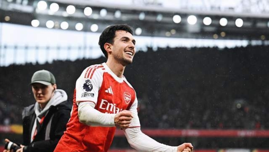 3-0！哲凯赖什梅开二度，阿森纳9分领跑，静候利物浦死磕曼城