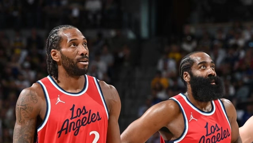 小卡复出20分，快船不敌骑士，这一战认清三个现实：你们该解散了