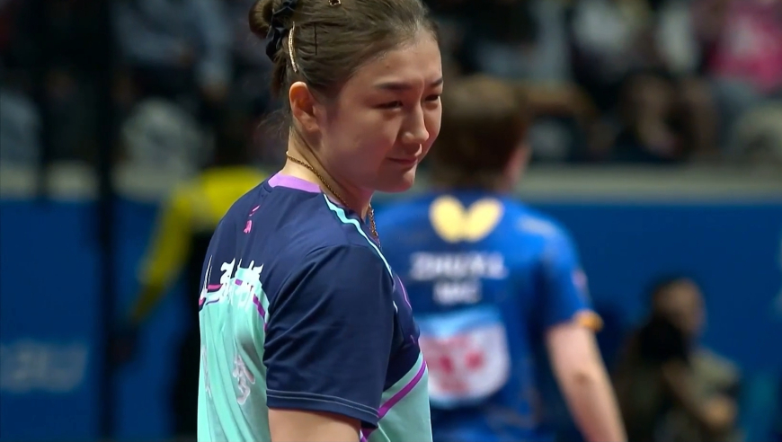 惊险刺激！陈梦朱雨玲关键分大战陈梦表情可爱 最后一分引解说惊叹