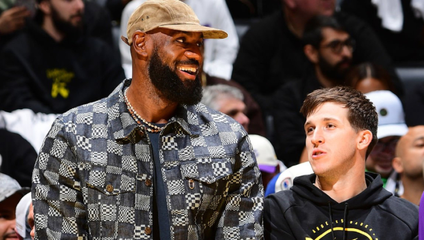 连续3场缺阵！里夫斯腹股沟酸痛变拉伤 主帅确认老詹可能前往发展联盟