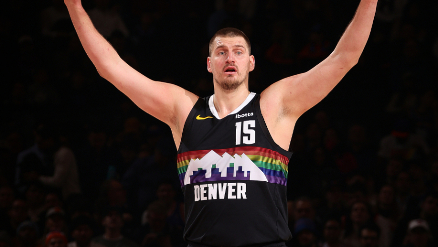 数据帝：12三分！神射44+6+6变NBA第二人 约基奇三分13中1创历史