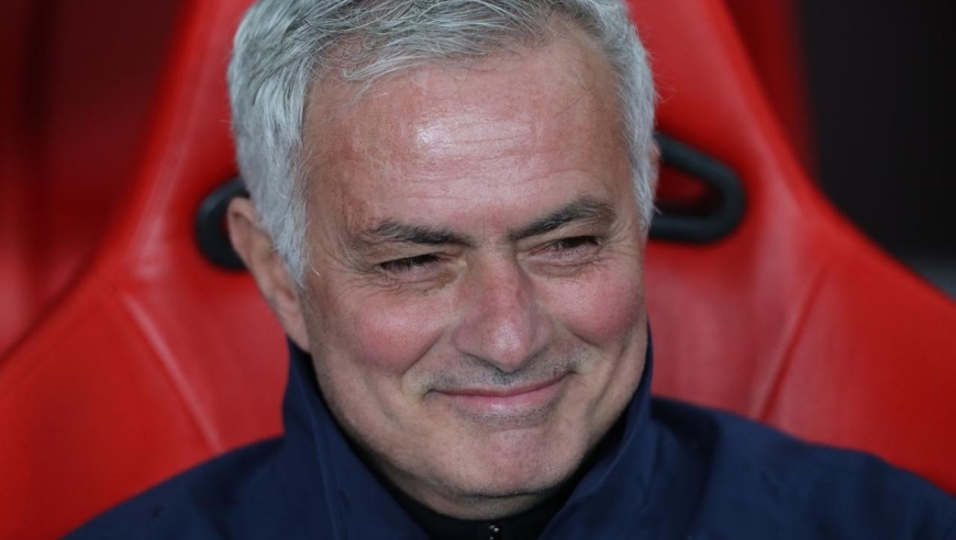 2-1，63岁穆帅发威：率队22轮不败，逼近葡超榜首，继续冲冠军