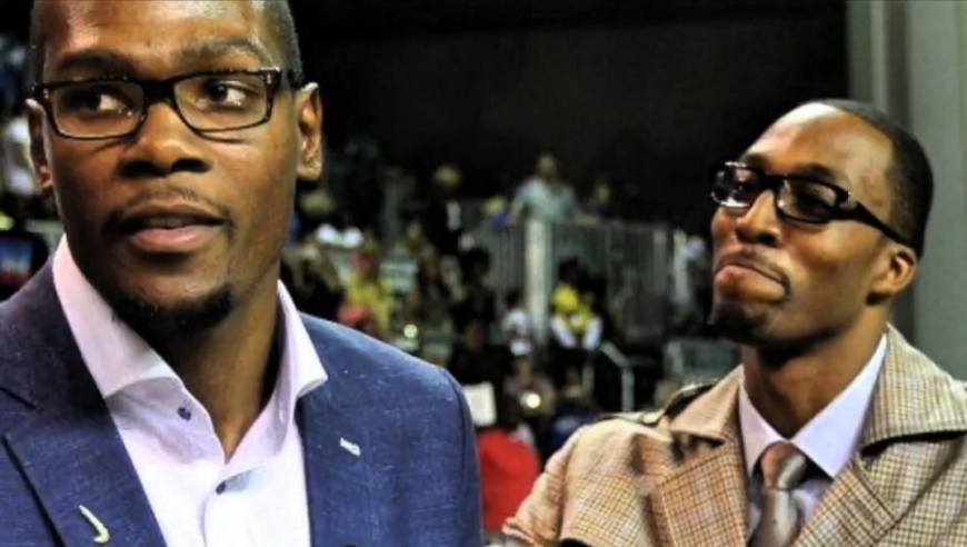 霍华德为什么打不了NBA了？如果你了解他的这些黑历史就不会觉得他是赛场能力问题了