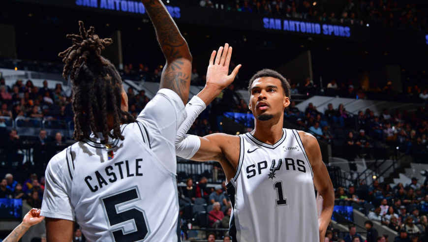 31日NBA官方五佳球：文班亚马惨遭死亡隔扣 SGA蝴蝶穿花