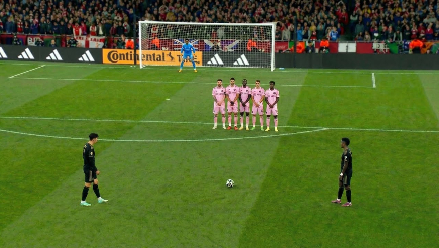 圆月弯刀！25年度最佳任意球破门盘点 暴力美学的极致展现