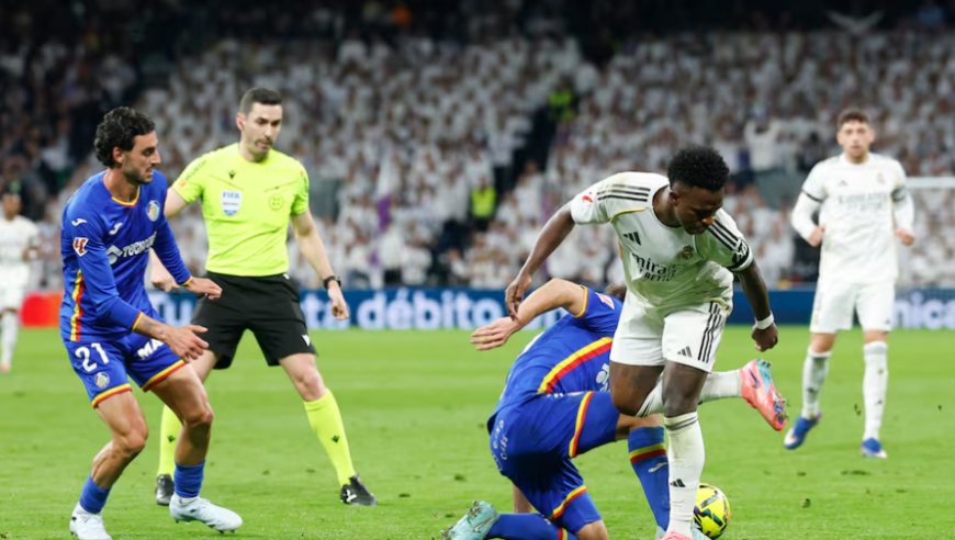 西甲：皇马主场0-1两连败落后4分 维尼修斯失单刀新援红牌