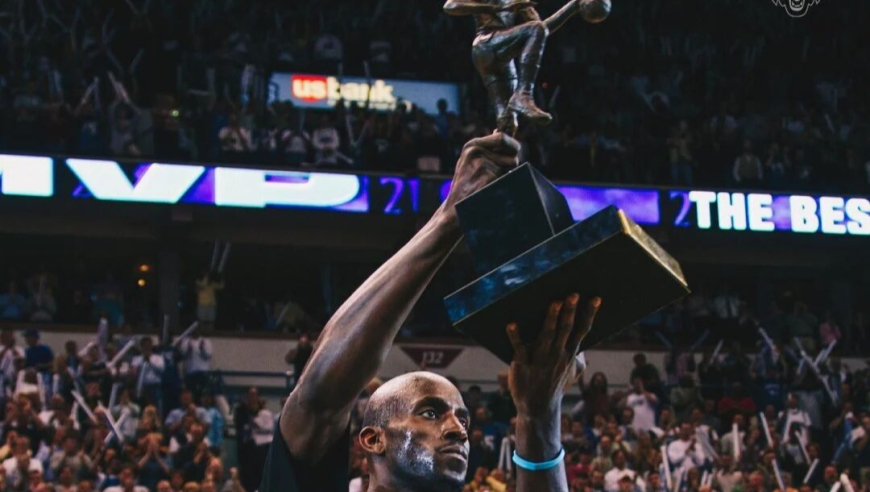 官宣！正式回归！队史第一人回来了